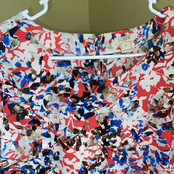 J.Crew women’s scoop neck summer top! - Picture 3 of 4